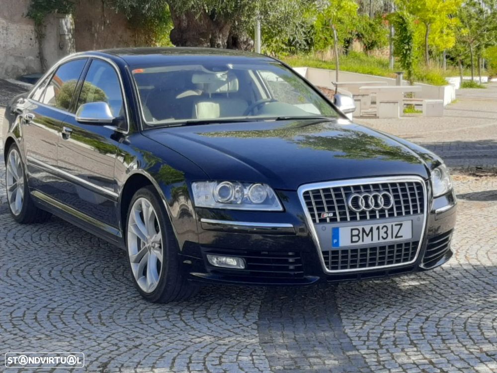 Audi S8 5.2 FSi V10 quattro - 1