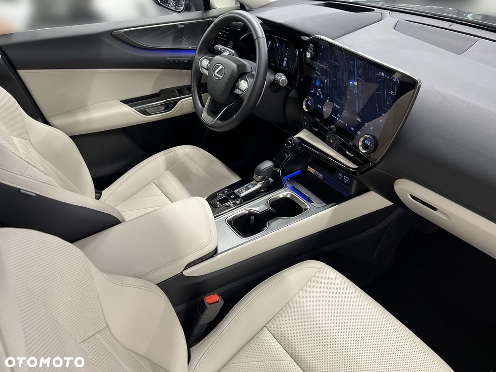 Lexus NX - 9