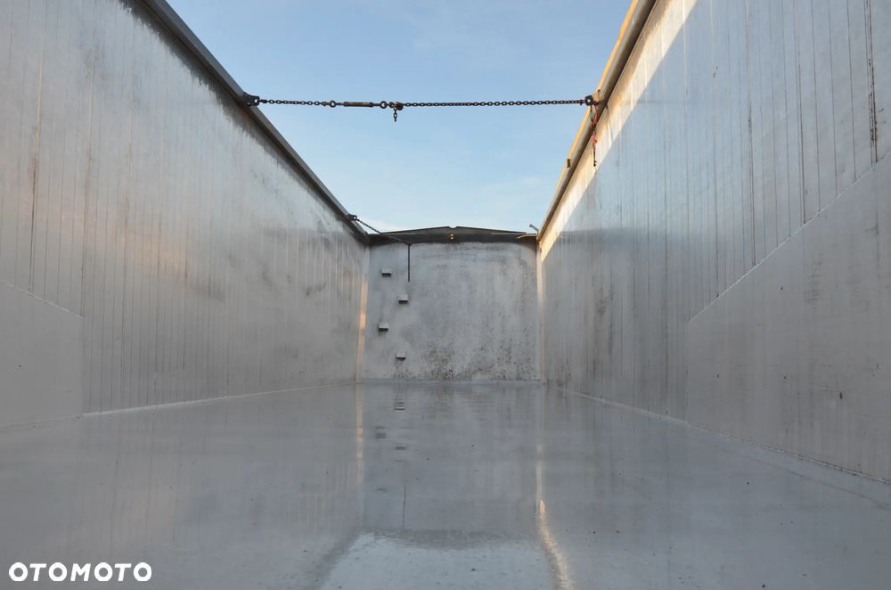 Mega LIGHT / BENALU / WYWROTKA ALU 50 m3 / 10.2023r / KLAPO DRZWI / OŚ POD. / 6150kg / SAF / 0473 - 9