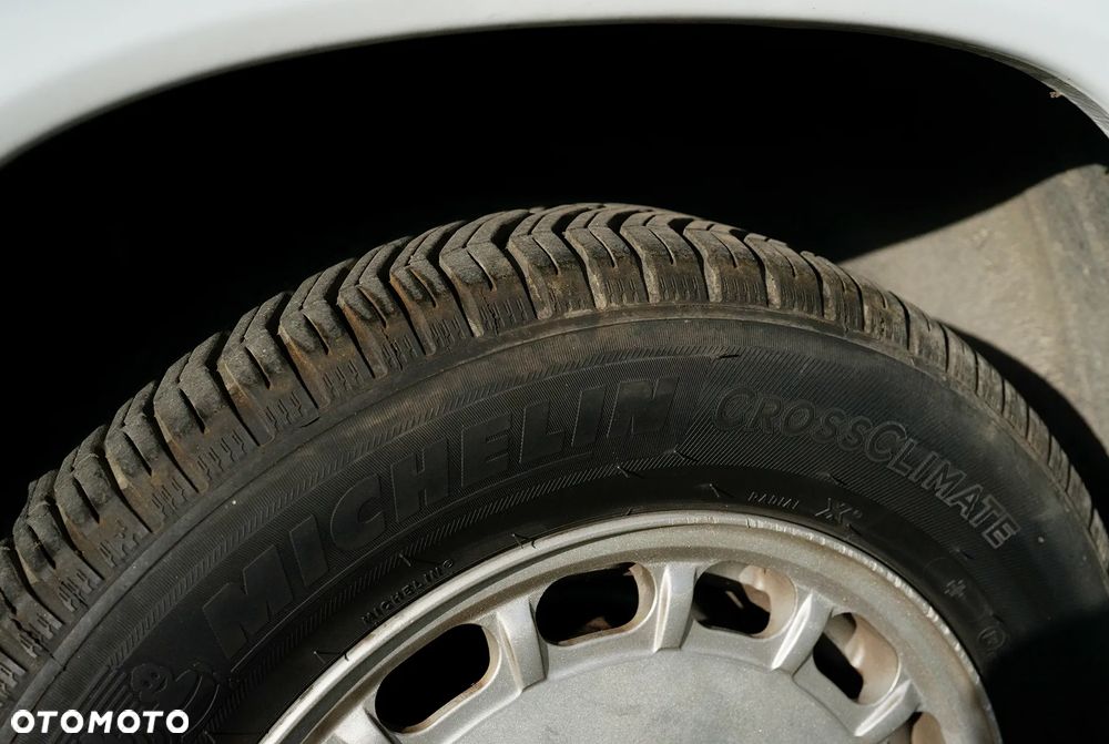 Mercedes-Benz W124 (1984-1993) - 35