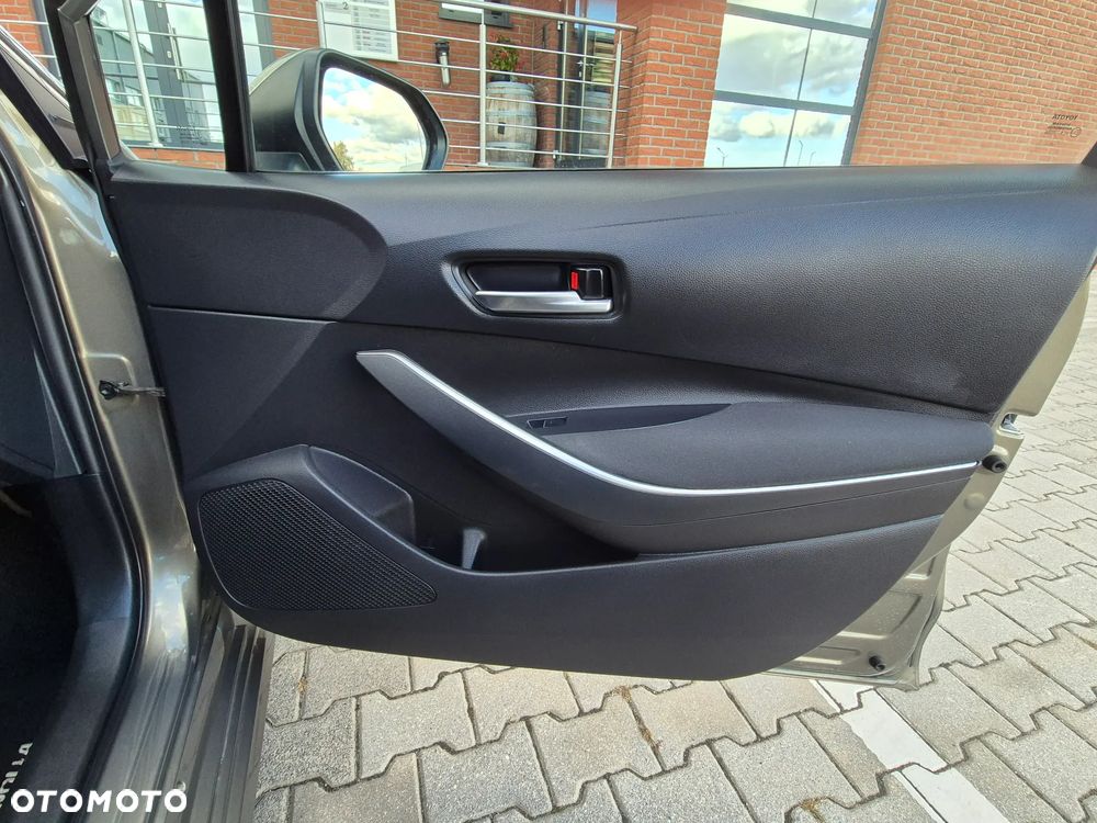 Toyota Corolla - 19