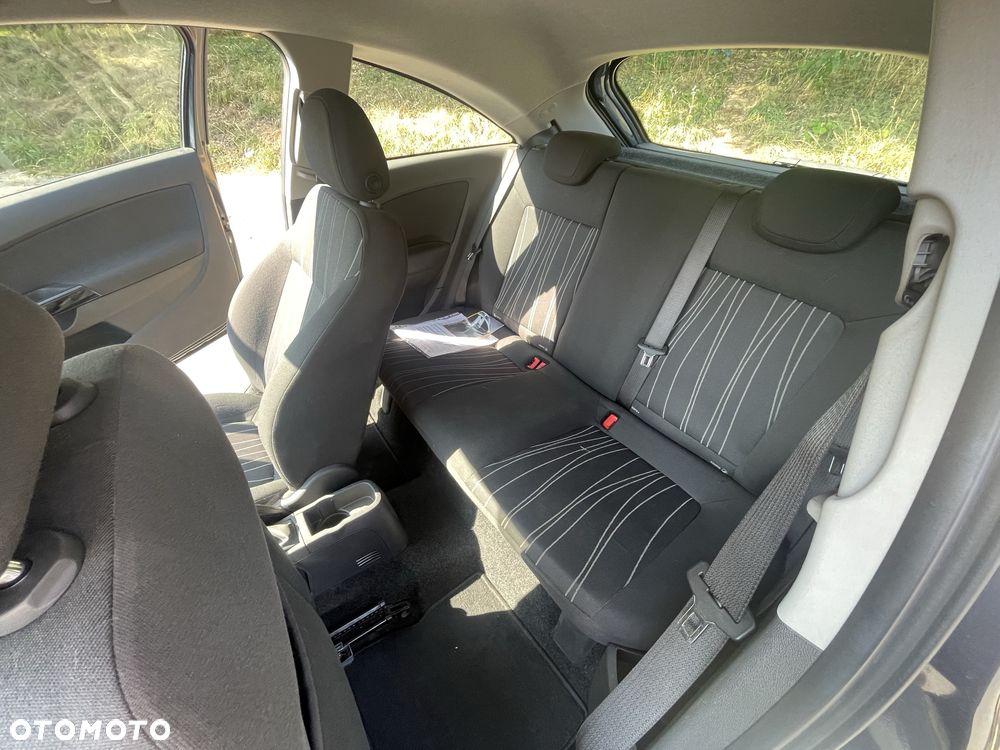 Opel Corsa - 8