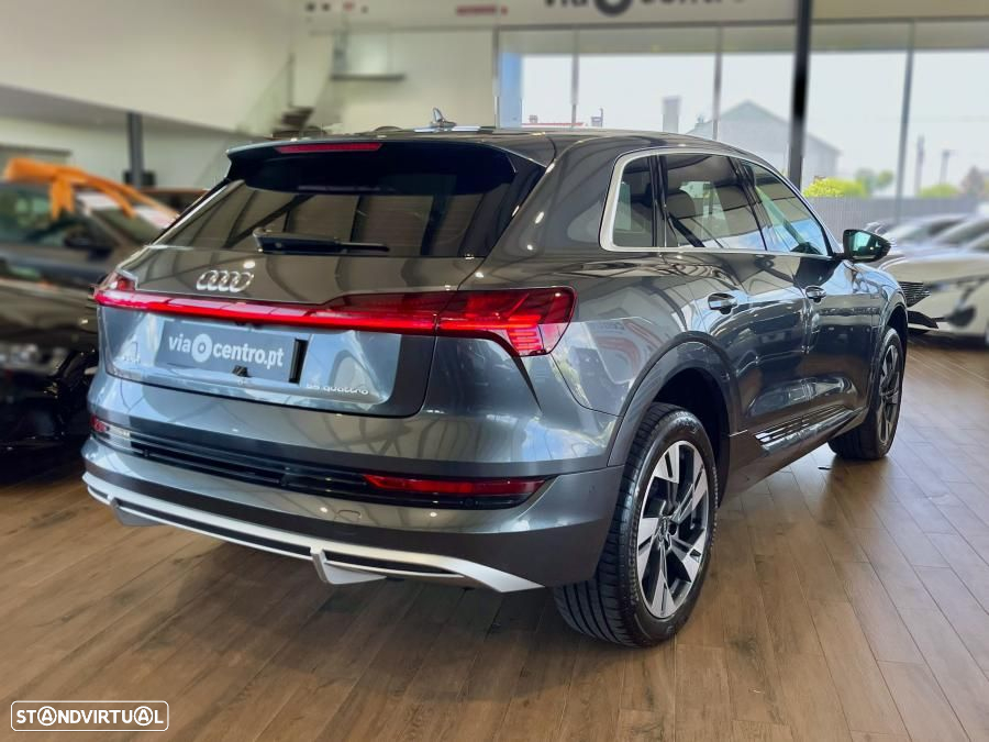 Audi e-tron 55 quattro S line - 2