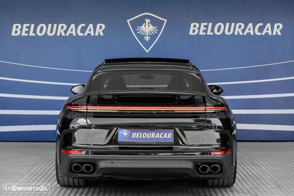 Porsche Panamera 4 E-Hybrid - 5