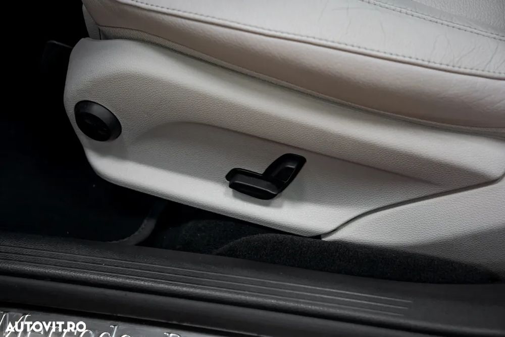 Mercedes-Benz E 220 d 9G-TRONIC AMG Line - 25