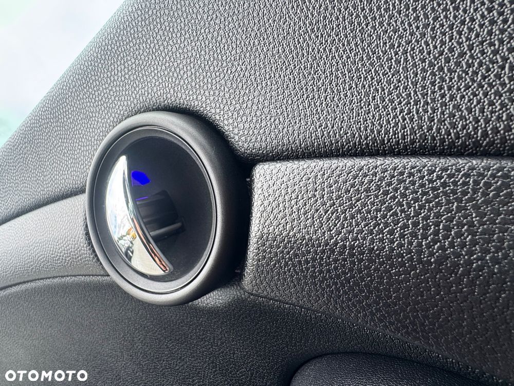 MINI ONE Standard - 13