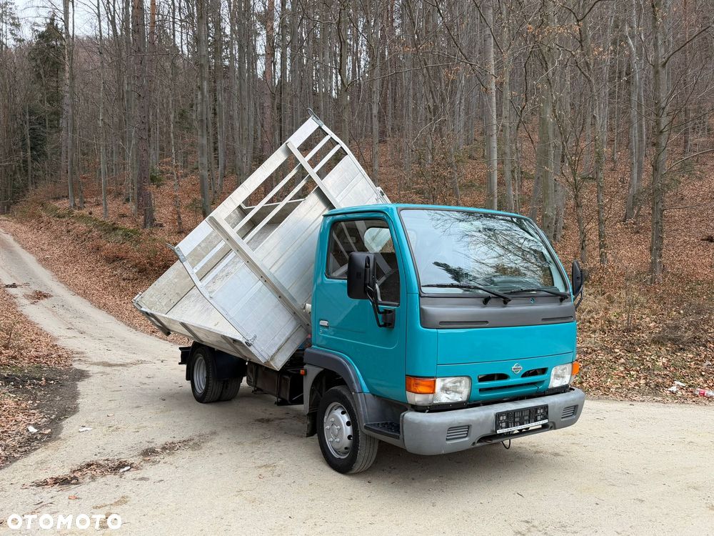 Nissan CABSTAR 3,0  Kiper Wywrotka IGŁA - 6