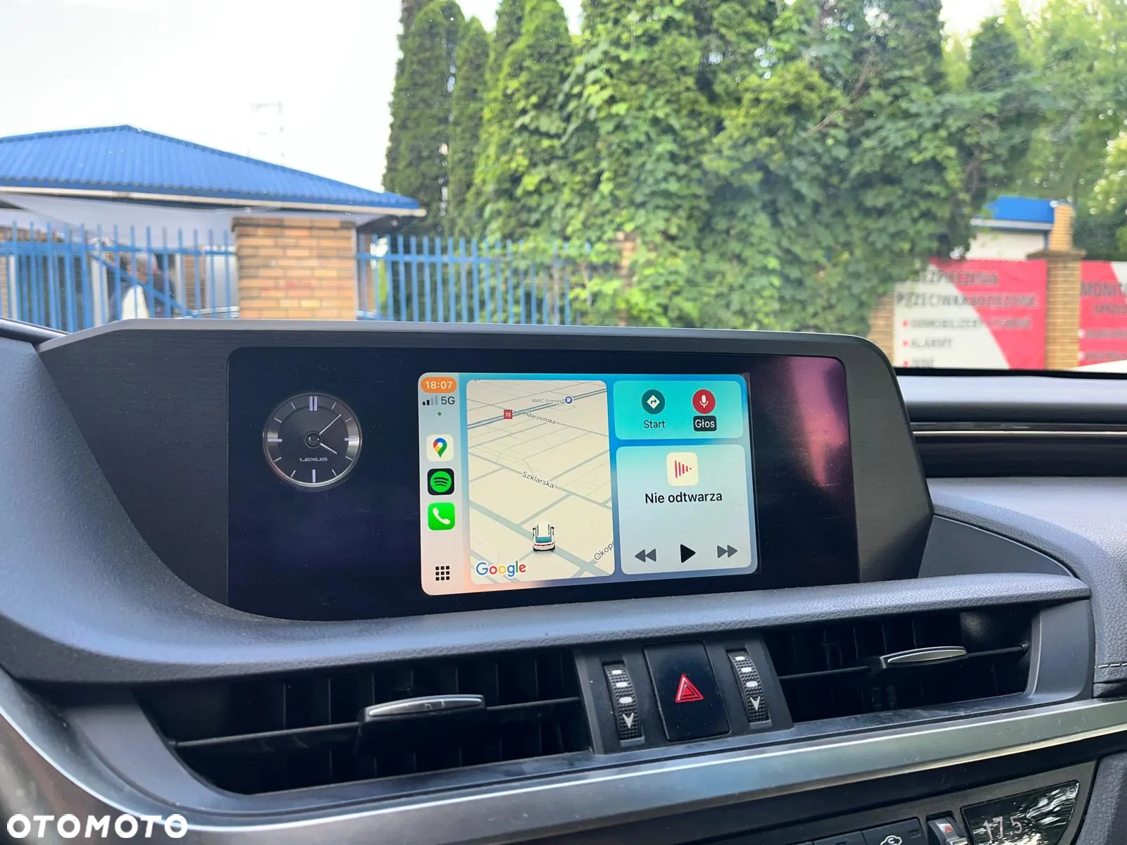 Lexus ES 300h Luxury Line - 21