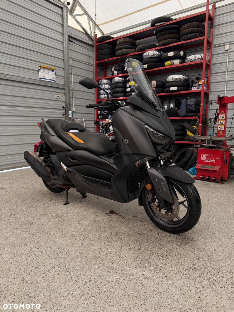 Yamaha X-max
