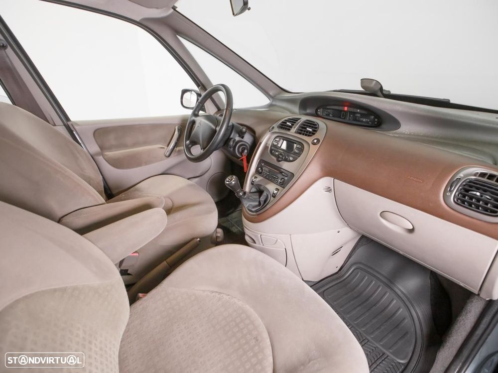 Citroën Xsara Picasso - 16