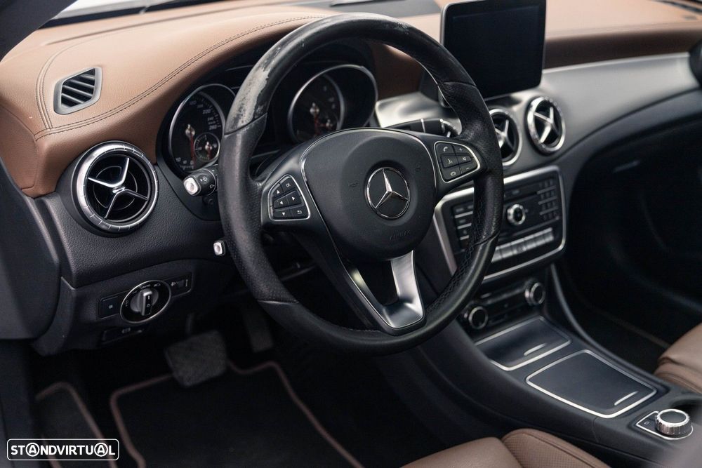 Mercedes-Benz CLA 220 d Shooting Brake Urban Aut. - 22