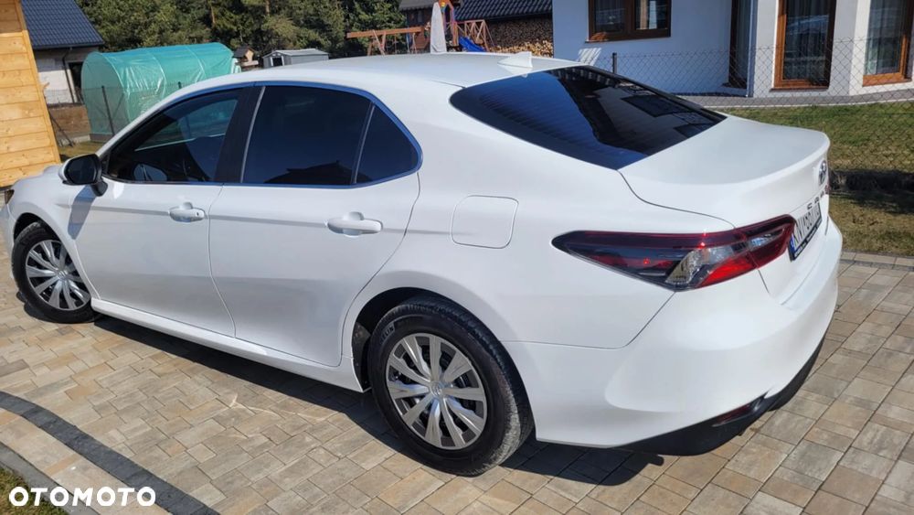 Toyota Camry - 2