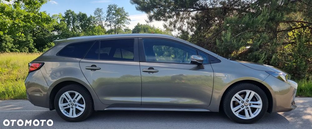 Toyota Corolla 1.8 Hybrid Executive - 3