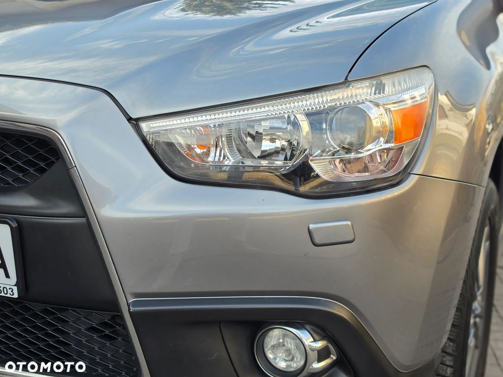Mitsubishi ASX - 5