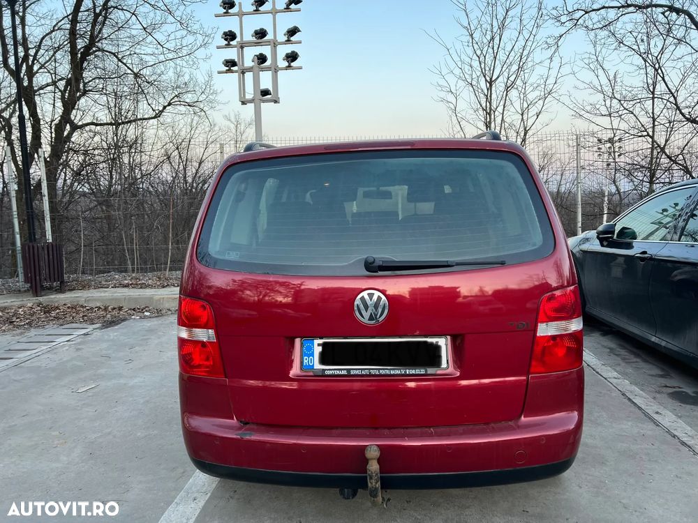 Volkswagen Touran 1.9 TDI Conceptline - 6