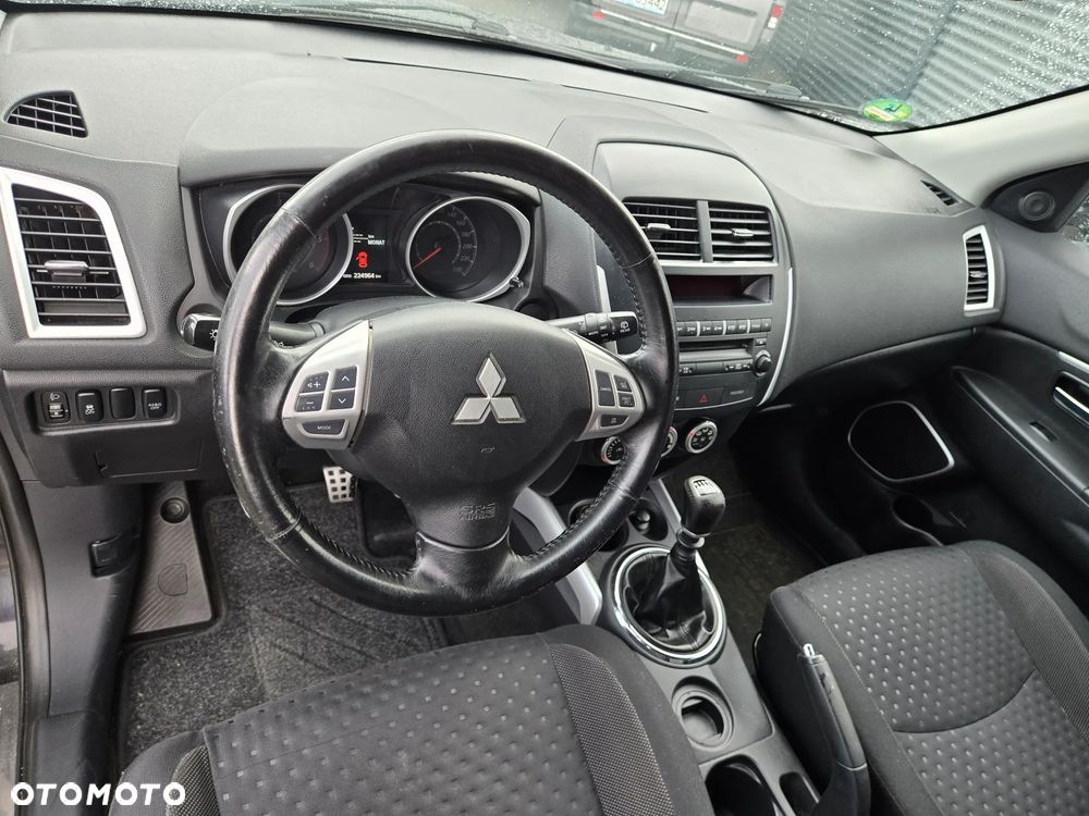 Mitsubishi ASX 1.8 DID Inform AS&G - 18
