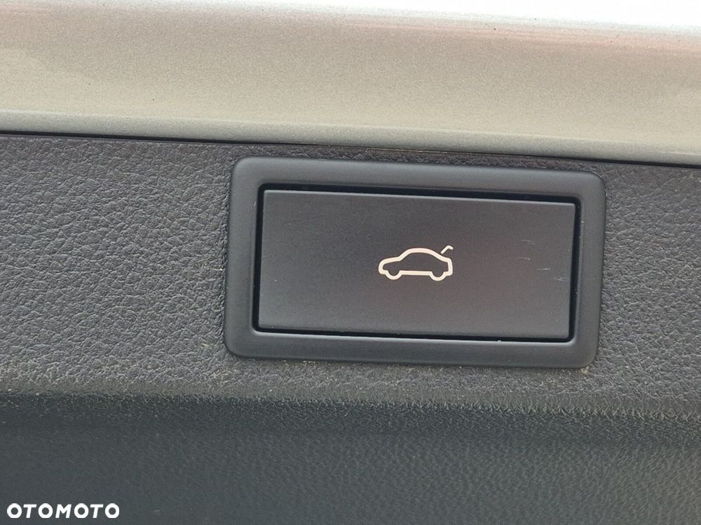 Skoda Octavia 2.0 TDI Style DSG - 32