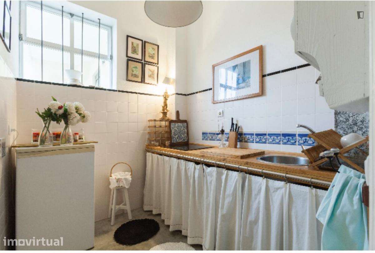 Apartamento com 4 quartos - localizado em Santo Ildefonso Porto - Grande imagem: 2/11