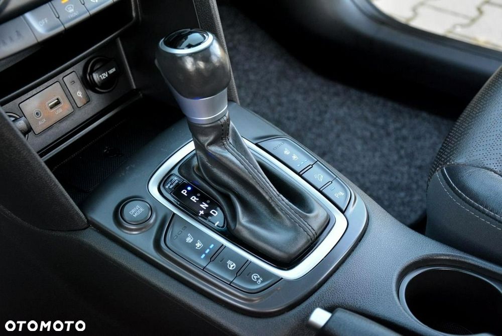 Hyundai Kona 1.6 T-GDI Premium DCT - 30