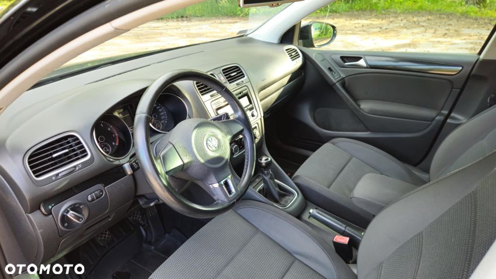 Volkswagen Golf 1.6 Comfortline - 10