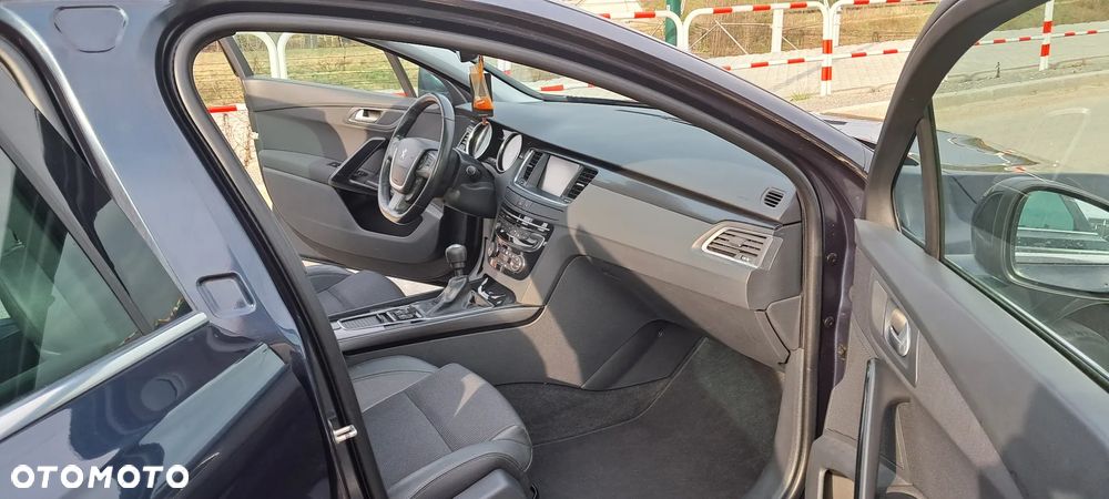 Peugeot 508 1.6 e-THP Allure S&S - 18