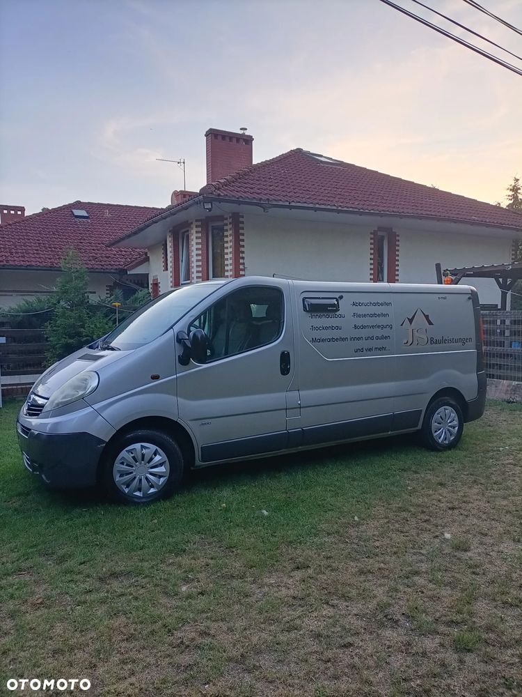 Opel Vivaro - 18