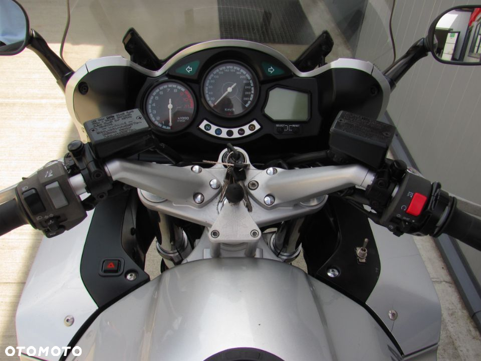 Yamaha FJR - 12