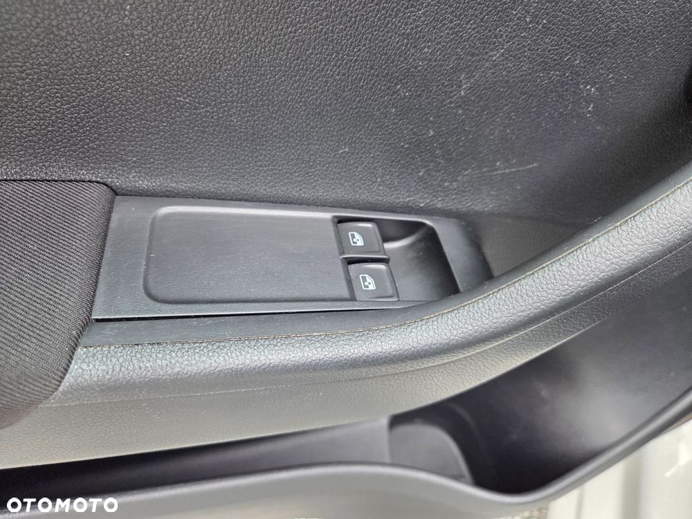 Skoda Fabia 1.0 TSI Ambition - 27