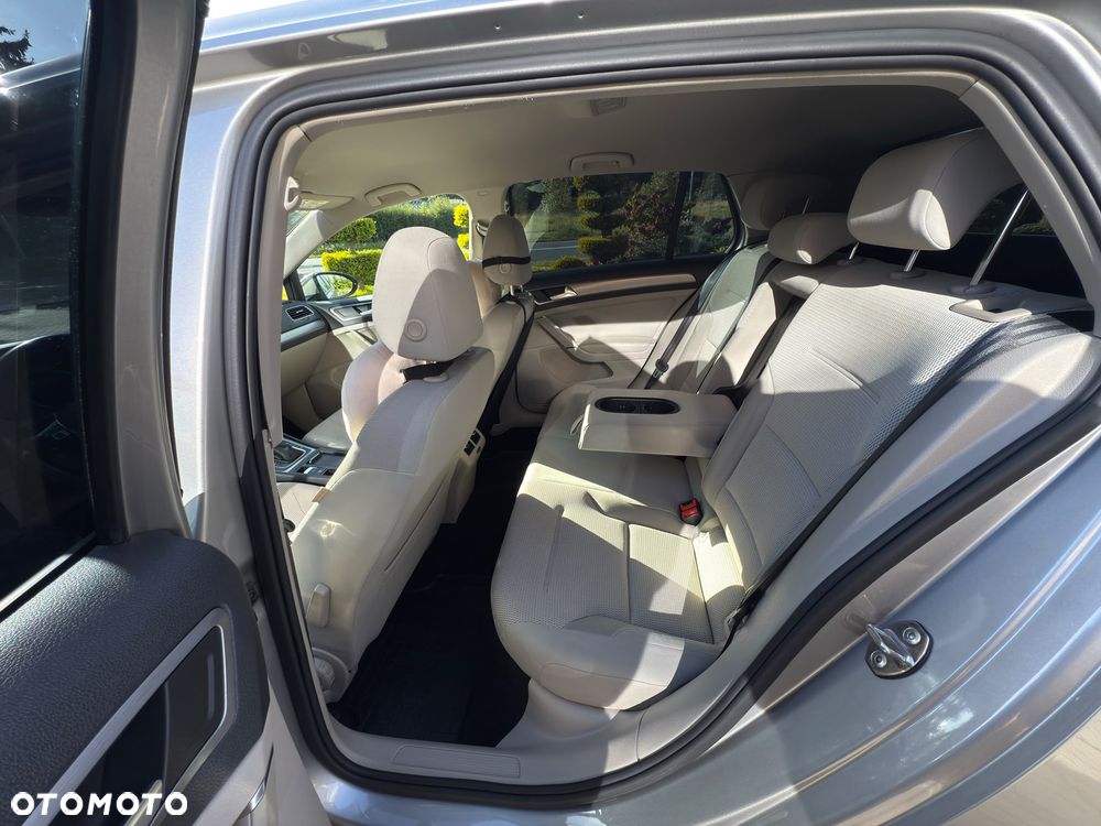 Volkswagen Golf 1.6 TDI BMT Highline DSG - 23