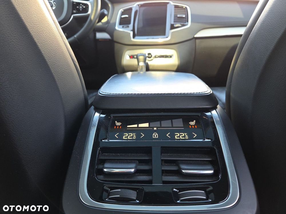 Volvo XC 90 T6 GPF AWD R-Design - 25