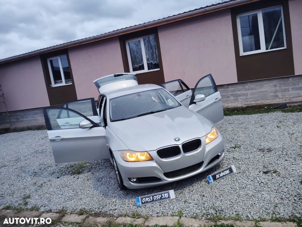 BMW Seria 3 320d DPF Touring Blue Performance Edition Fleet - 12