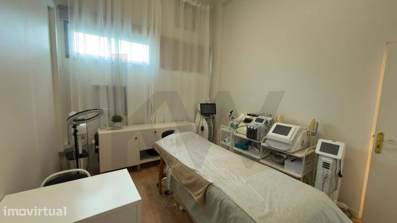 Trespasse Estética/Cabeleireiro Oeiras | Negócio Equipado e a Funciona - Grande imagem: 2/9