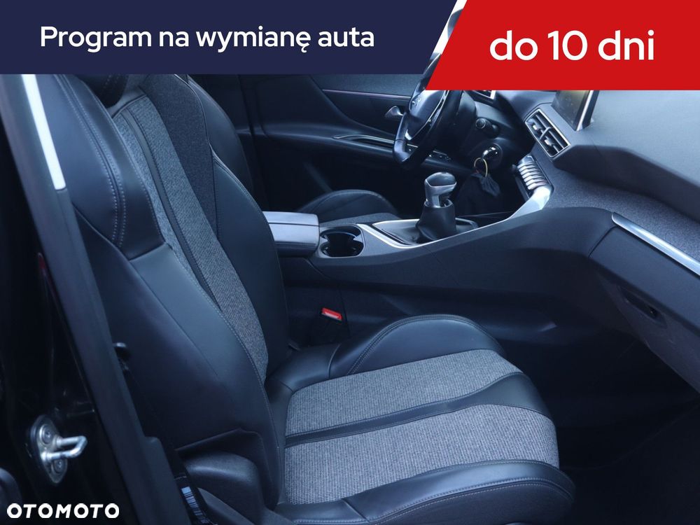Peugeot 3008 - 11