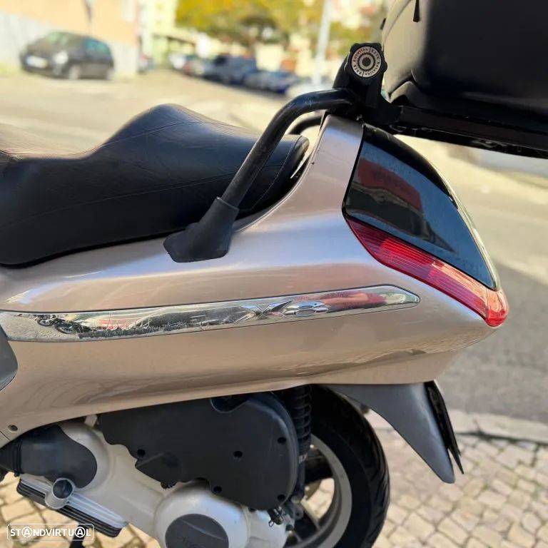 Piaggio X 8 200 - 25