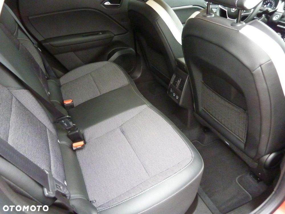 Renault Captur - 12