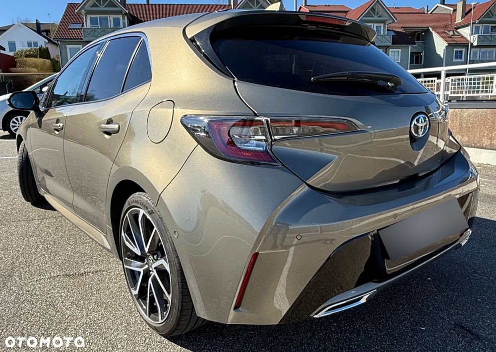 Toyota Corolla 2.0 Hybrid Executive - 4