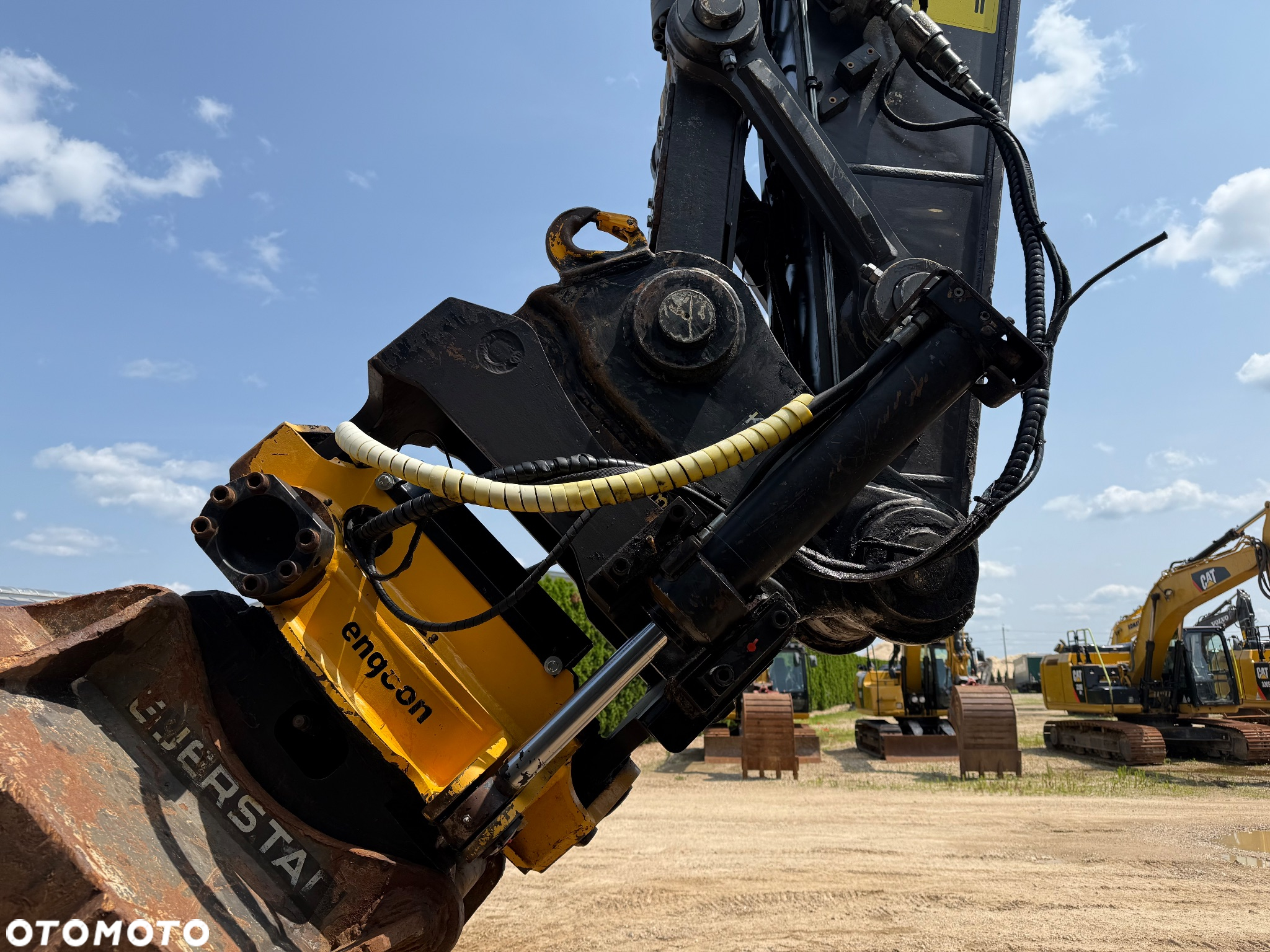 Volvo EC 300 EL - 3