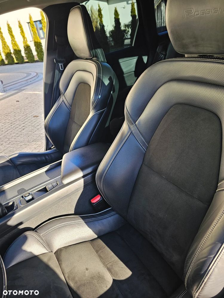 Volvo XC 60 D3 Momentum Pro - 17