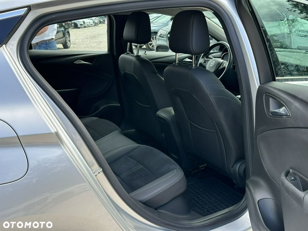 Opel Astra - 16