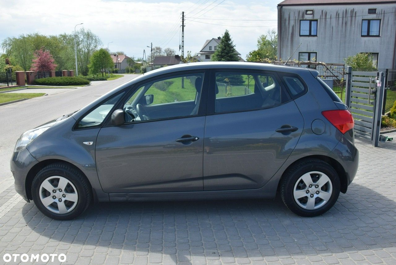 Kia Venga 1.4 CVVT Attract - 12