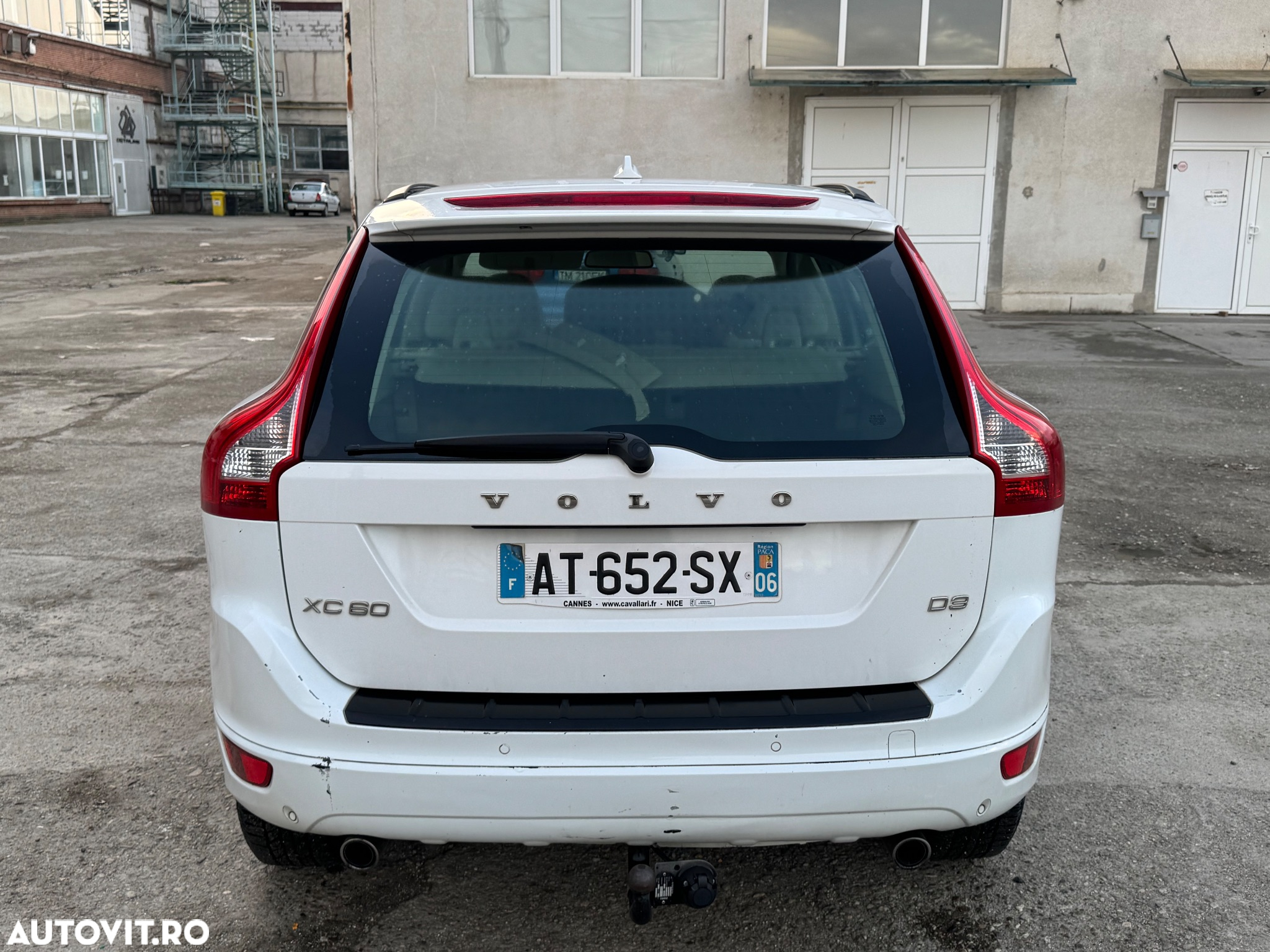 Volvo XC 60 D3 AWD Momentum - 5