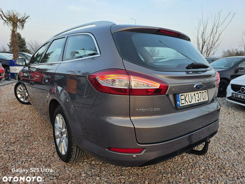 Ford Mondeo - 23