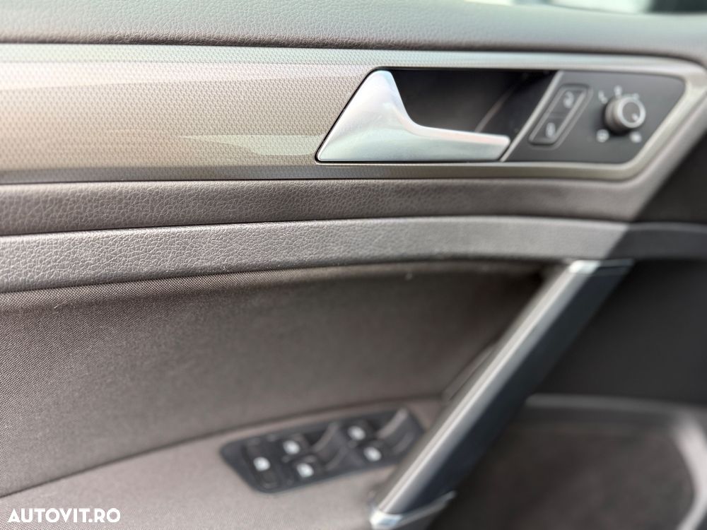 Volkswagen Golf 1.6 TDI SCR Join - 21