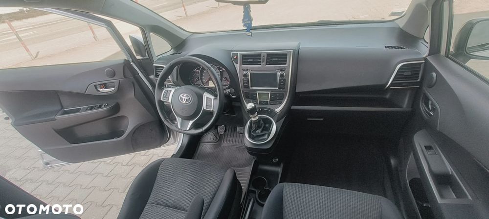 Toyota Verso S 1.33 VVT-i Life - 17