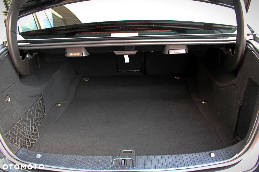 Mercedes-Benz Klasa E 500 Avantgarde - 22