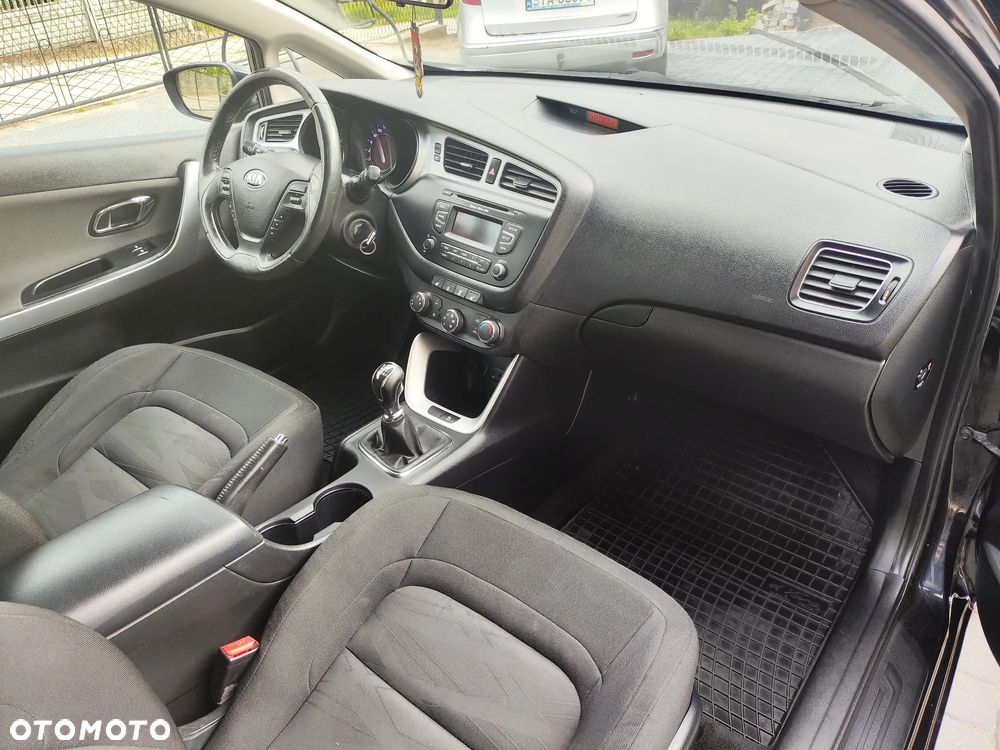 Kia Ceed 1.6 GDI Business Line - 24