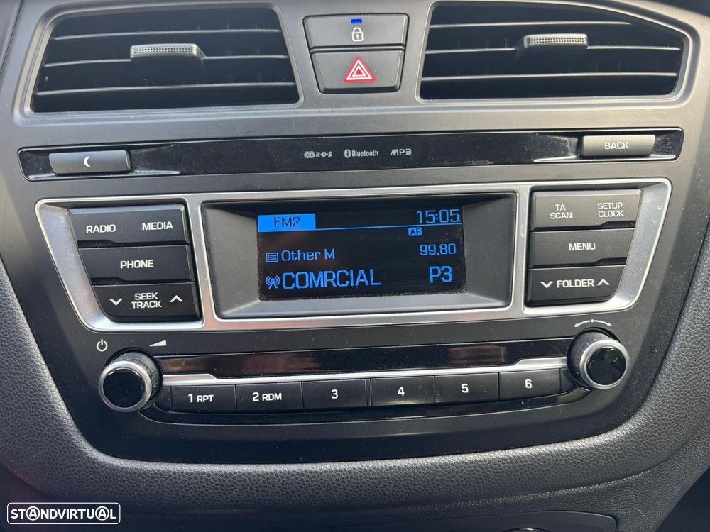 Hyundai i20 1.1 CRDi Access+Bluetooth+Comandos no Volante - 31