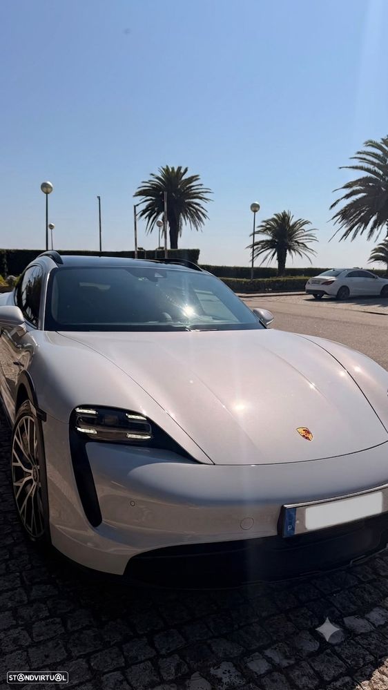 Porsche Taycan Cross Turismo 4 - 2