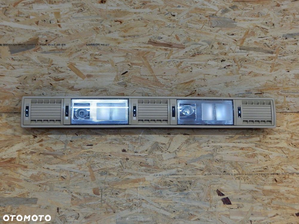 vw t5 multivan kratka nawiewu mocowanie lampka podsufitki listwa banan - 1