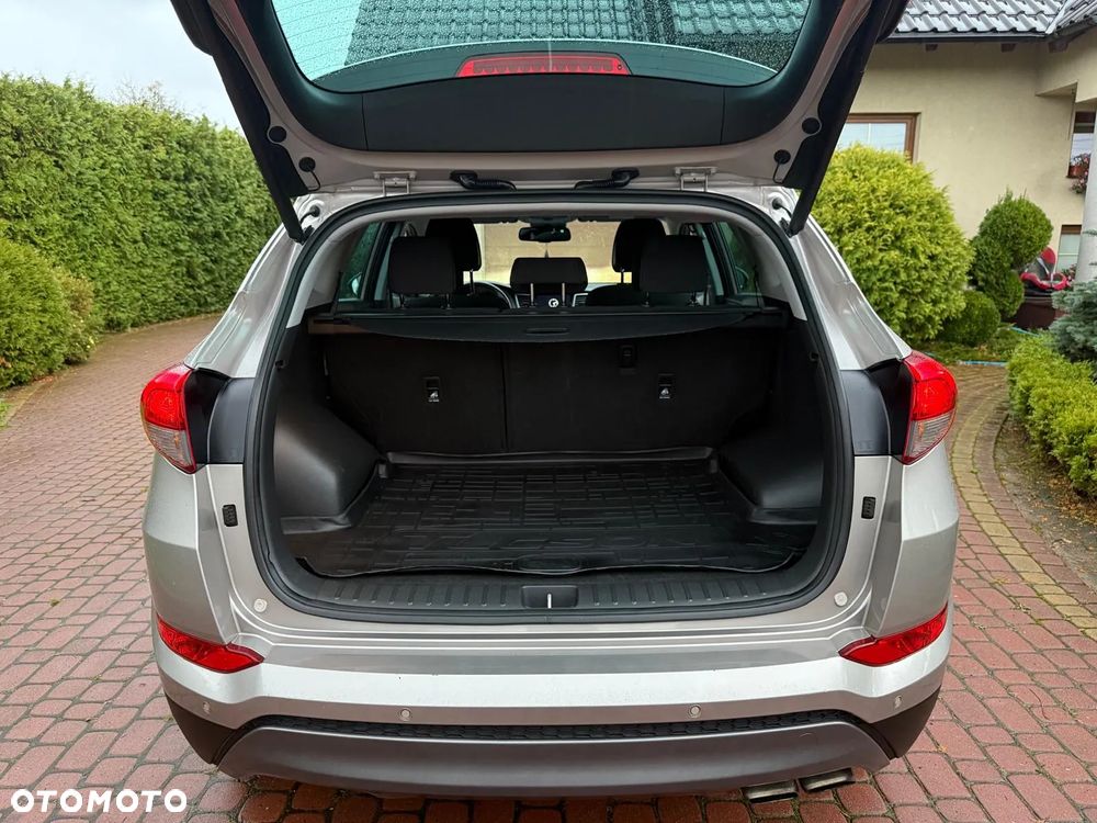 Hyundai Tucson 2.0 CRDi 4WD Automatik Style - 10